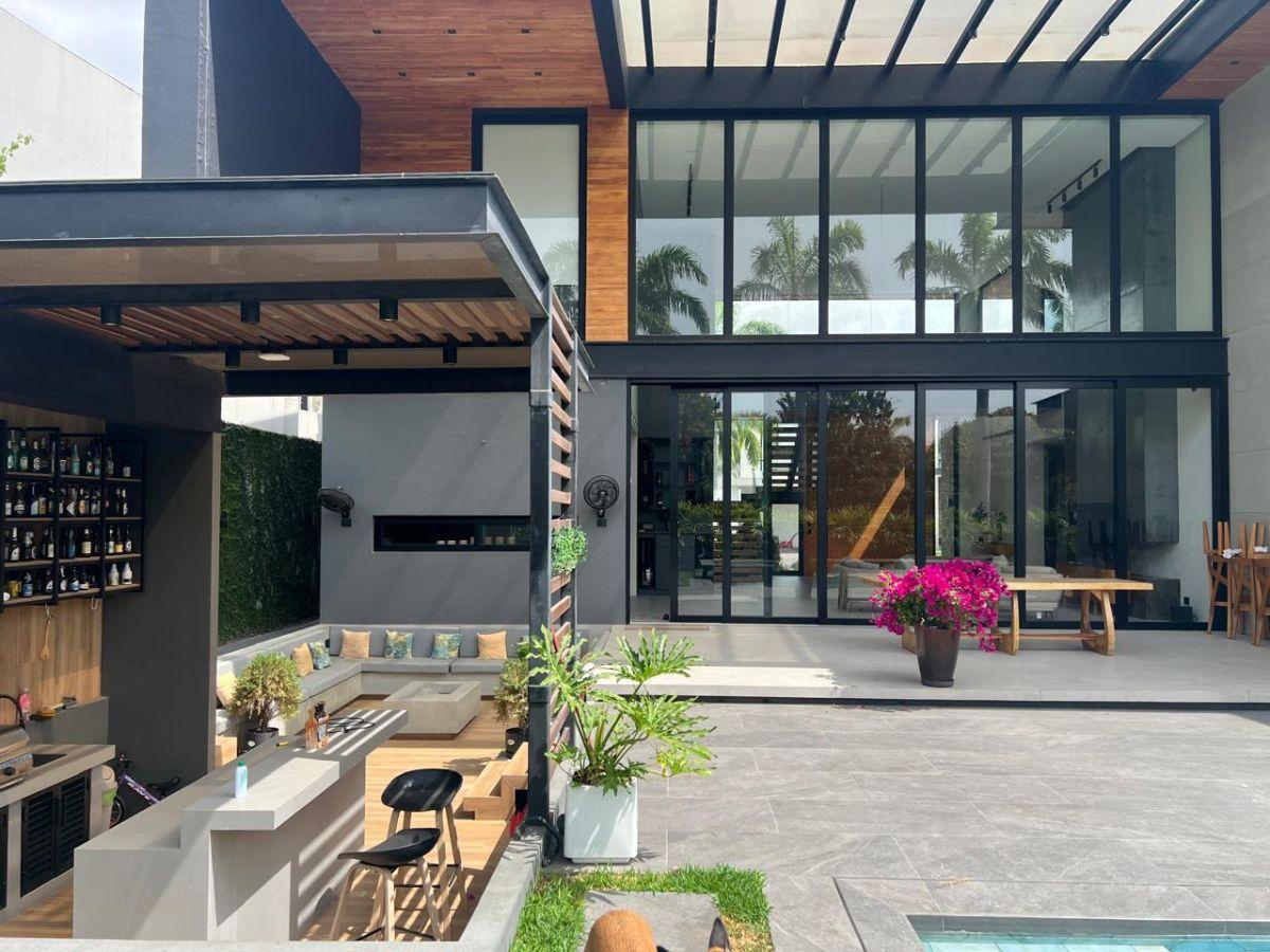 Hermosa Casa en Venta con Piscina - Isla Mocoli, Guayas — imagen 9