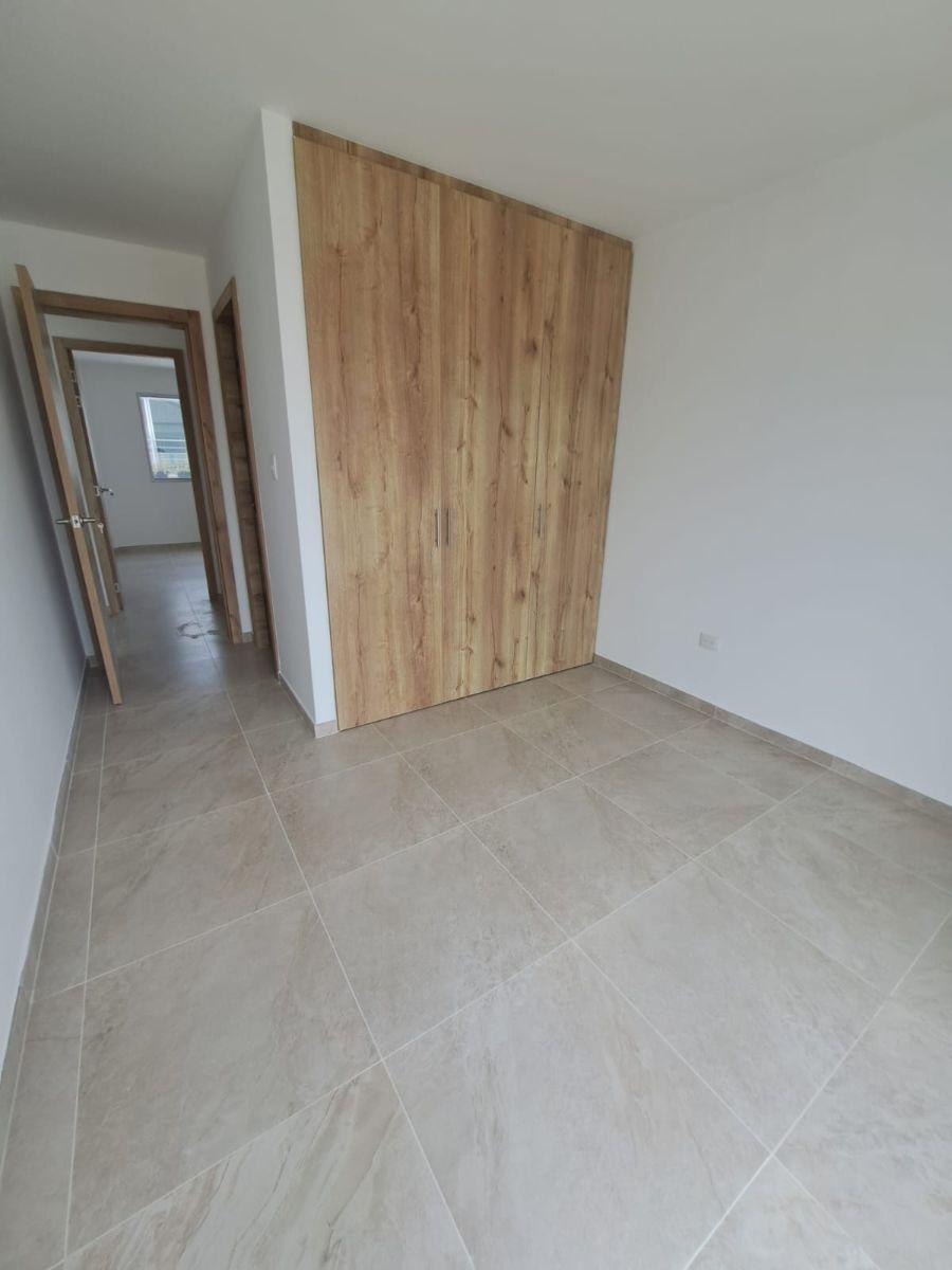 Casa a Estrenar en Urbanización Vistana 2000, Cantón Daule, Vía a Samborondon y Guayaquil, Guayas — imagen 2