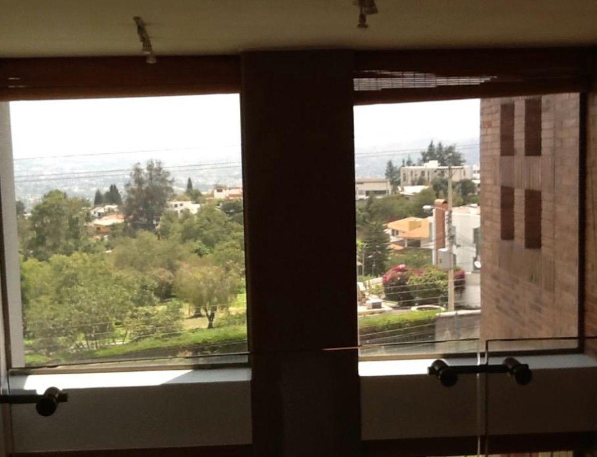 Se Vende Casa en Cumbayá — imagen 7