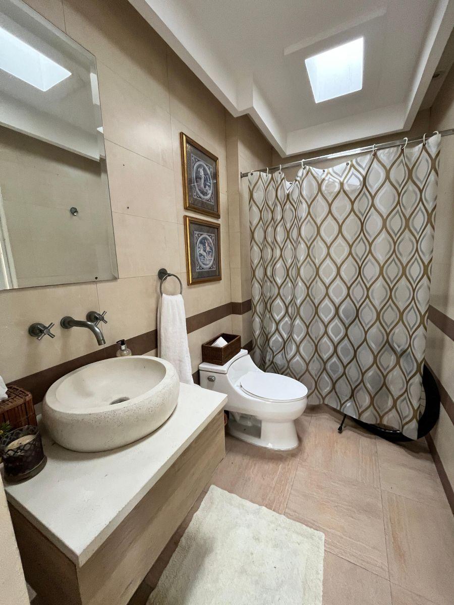 Casa de 4 Dorm. + Estudio en Venta, Km 4 Vía Samborondón, Guayas — imagen 7