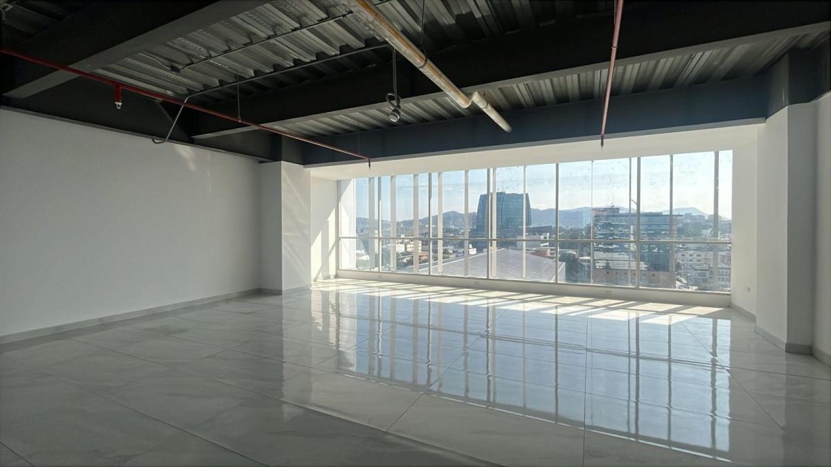 En Venta Oficina 108 m² - Moderno Edificio Corporativo - Av Las Américas - Guayaquil, Guayas — imagen 4