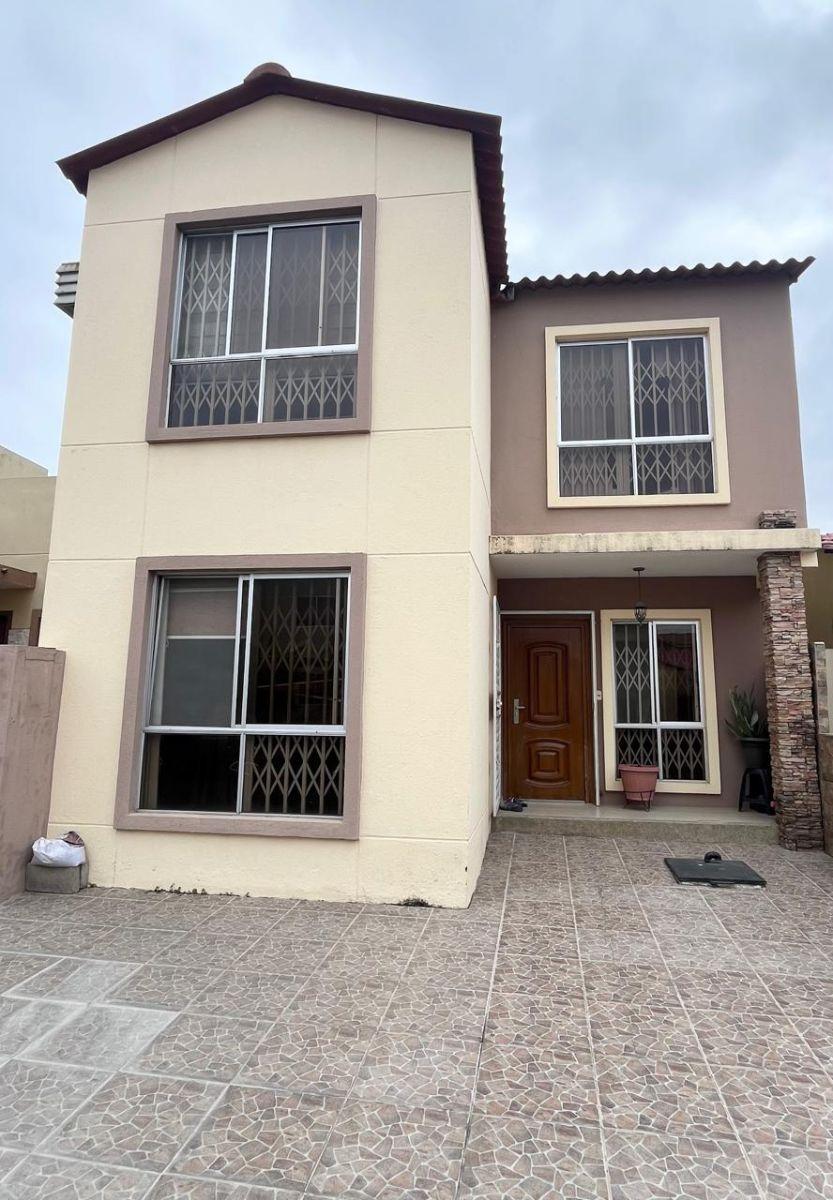 Venta Casa de Cuatro Habitaciones en Villa Club Etapa Kripton/samborondon/ Aurora, Guayas — imagen 7