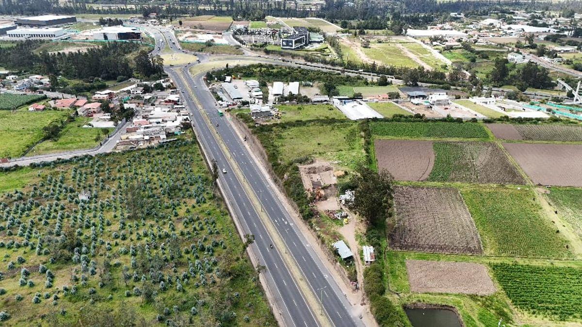 Venta Terreno. 1 Has Tababela. Excelente Oportunidad de Inversion. Provincia de Pichincha — imagen 3