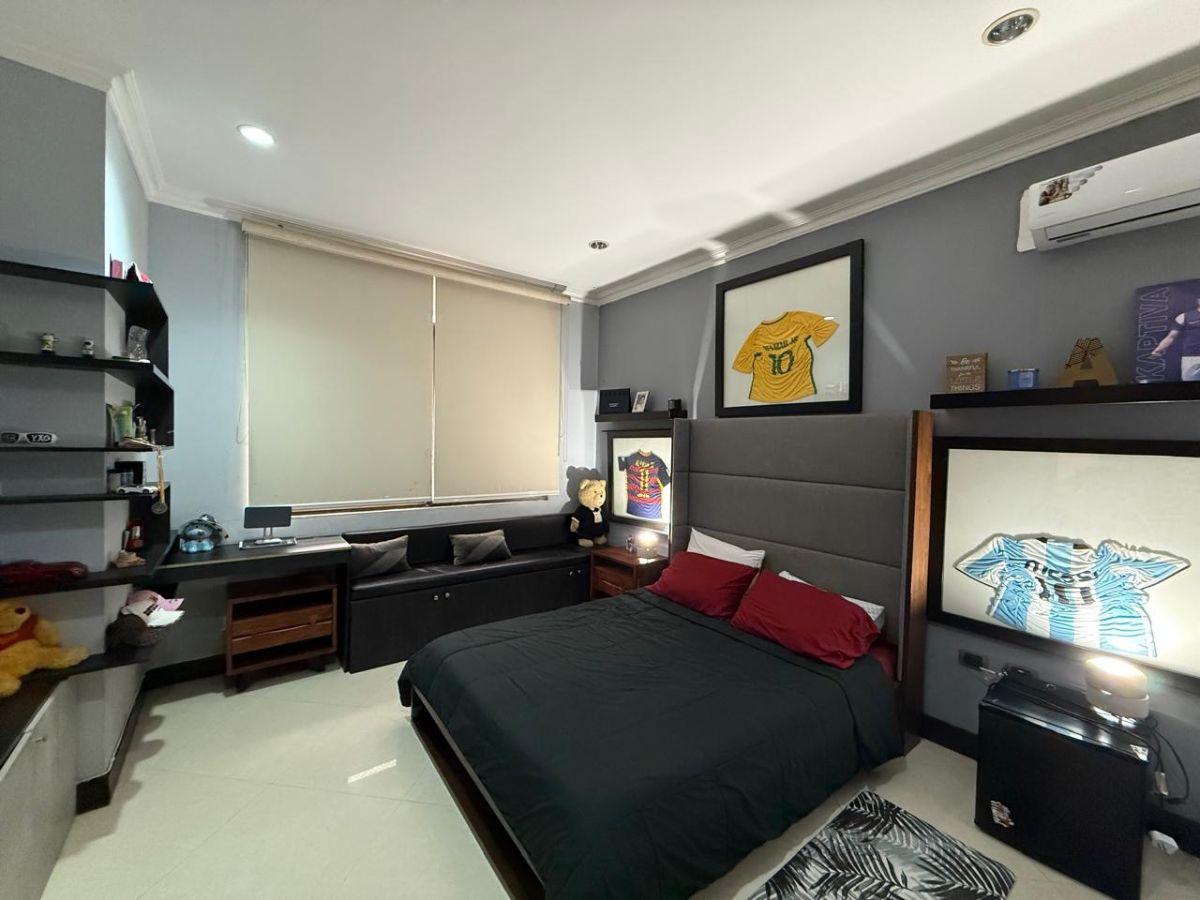 Vendo Casa de Lujo en Samborondon, Totalmente Amoblada, Piscina, 5 Dorm., Guayas — imagen 7