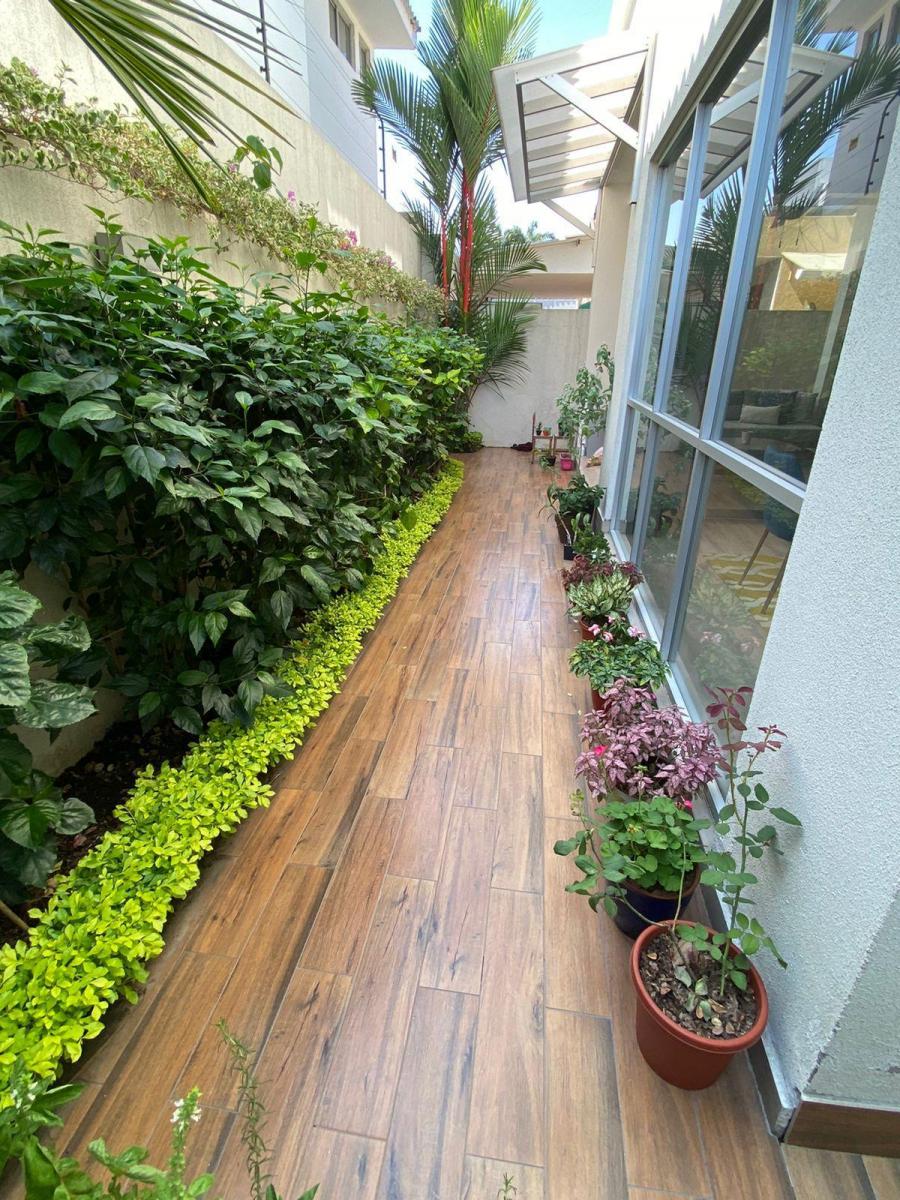 Casa en Venta en La Urb. Portovita, Via La Costa, Guayas — imagen 9