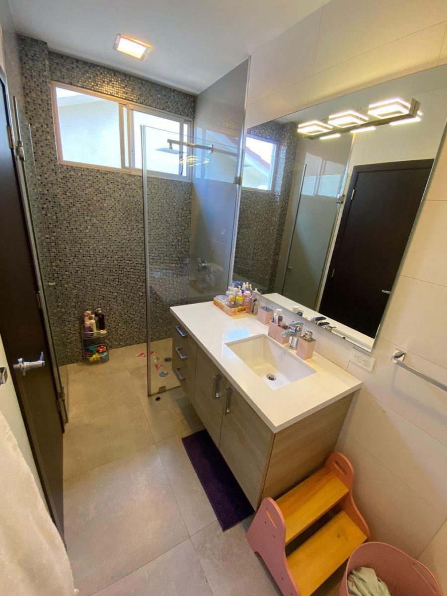 Casa en Venta en La Urb. Portovita, Via La Costa, Guayas — imagen 6