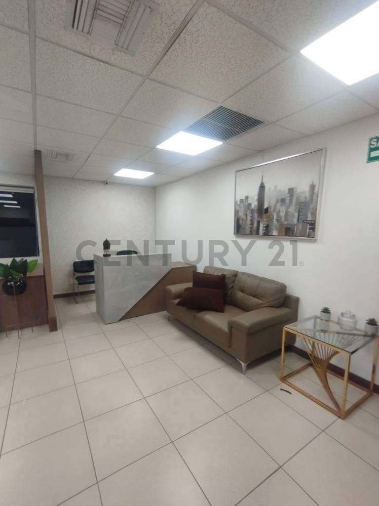 Oficina Amoblada en Venta con Linda Vista – Edificio Emporium, Guayas — imagen 7