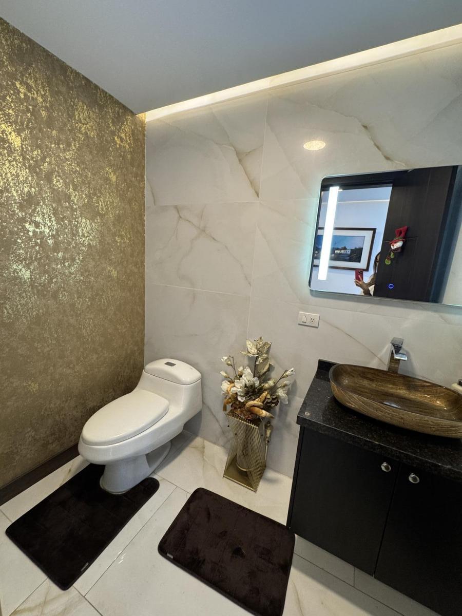 Venta Casa con Suite, Una Sola Planta, Independiente en Puembo — imagen 2