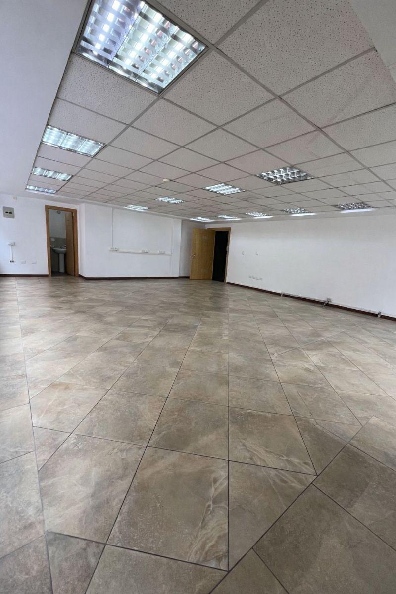 Oficina de Venta, Sector Republica del Salvador, 74 m. 89.000 Mil Dólares. Cm — imagen 10