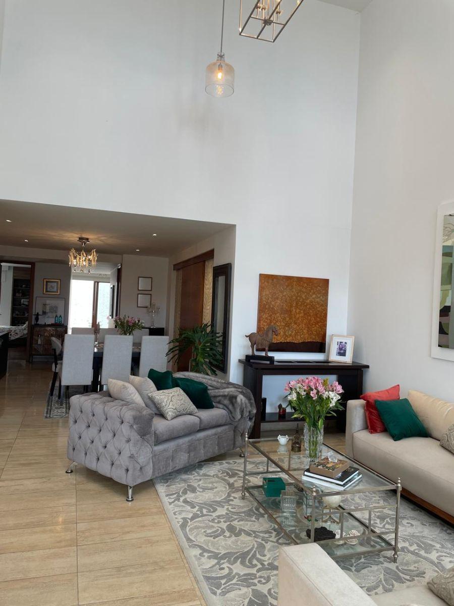 Departamento de 220 m² con 3 Recámaras en Venta en Cumbayá — imagen 7