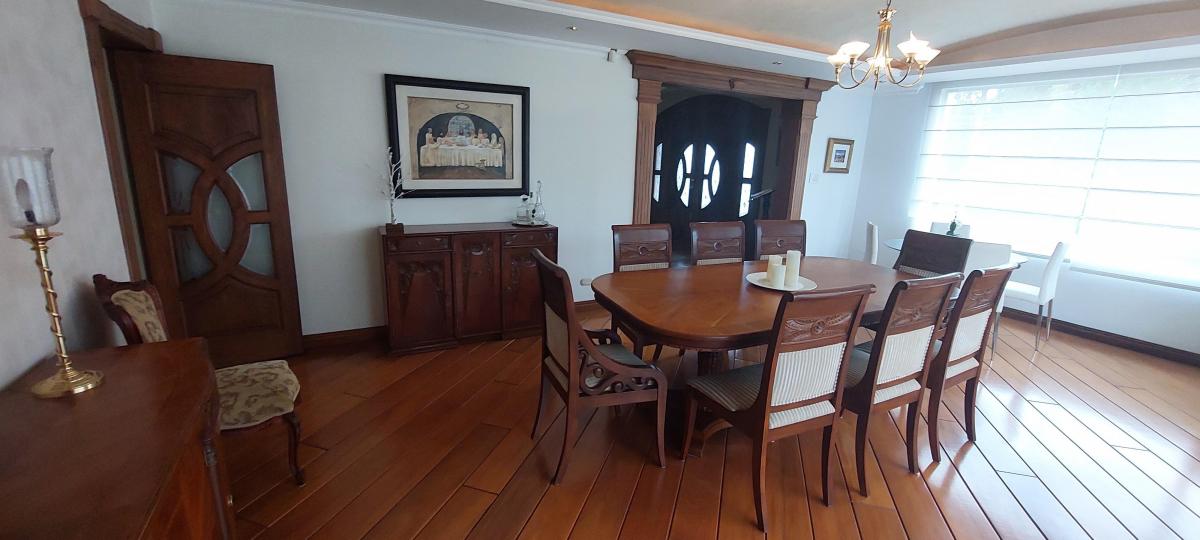 Urb. Campo Alegre, Vendo Hermosa Casa 4 Dormt. 600 m² Construc, 720 m² Terre. Excelentes Acabados — imagen 7