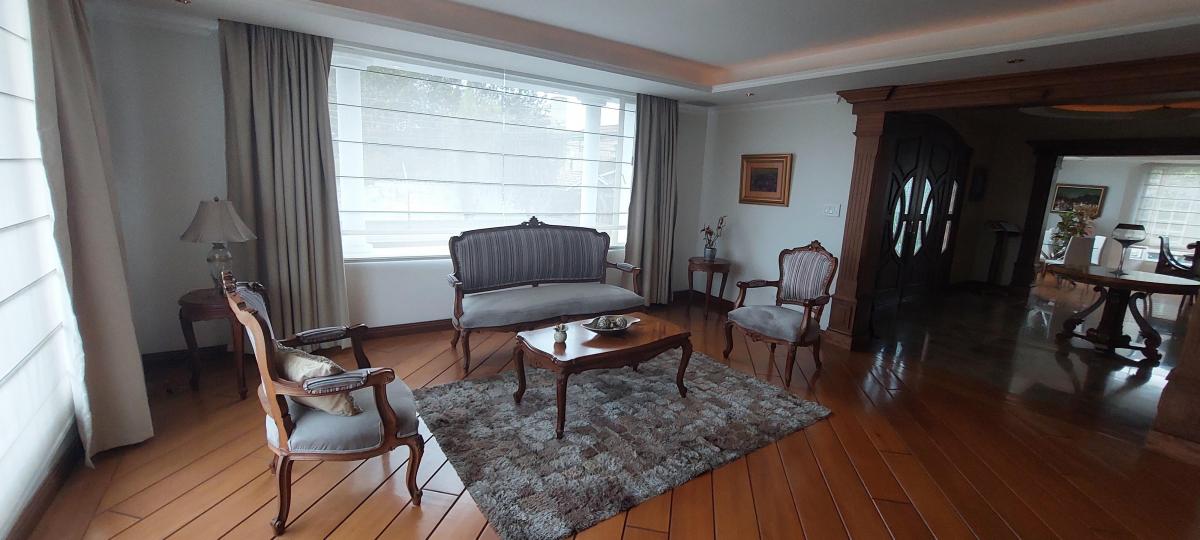 Campo Alegre, Hermosa Casa 4 Dormt. 600 m² Construc, 720 m² Terre. Excelent. Acab. Provincia de Pichincha — imagen 4