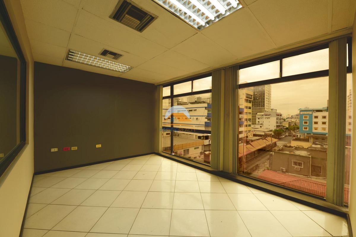 Espectacular Oficina (Todo El Piso #3) en La Av 9 de Octubre, Guayas — imagen 7