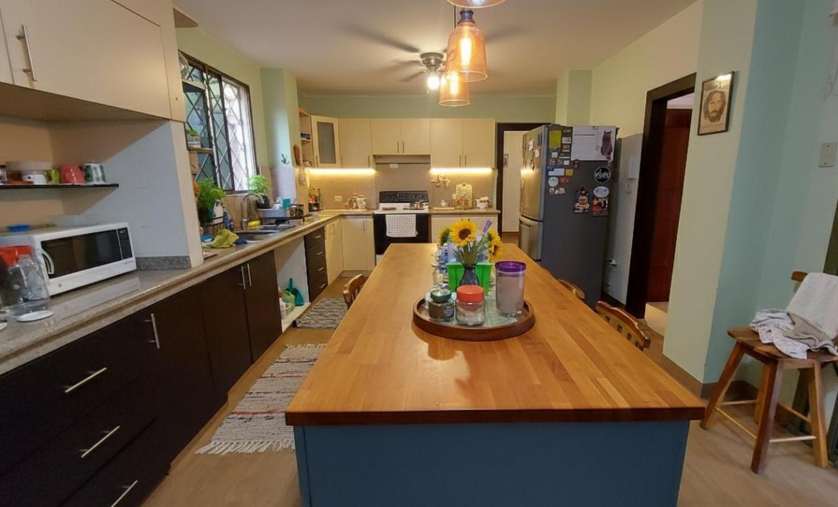 Venta de Villa 4 Dorm., Piscina en Portón de Las Lomas, Guayas — imagen 3