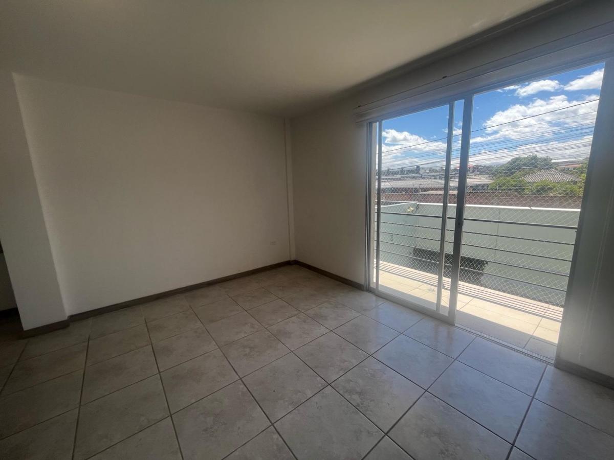 Venta de Departamento en Tumbaco 2 Habitaciones, Balcón — imagen 10