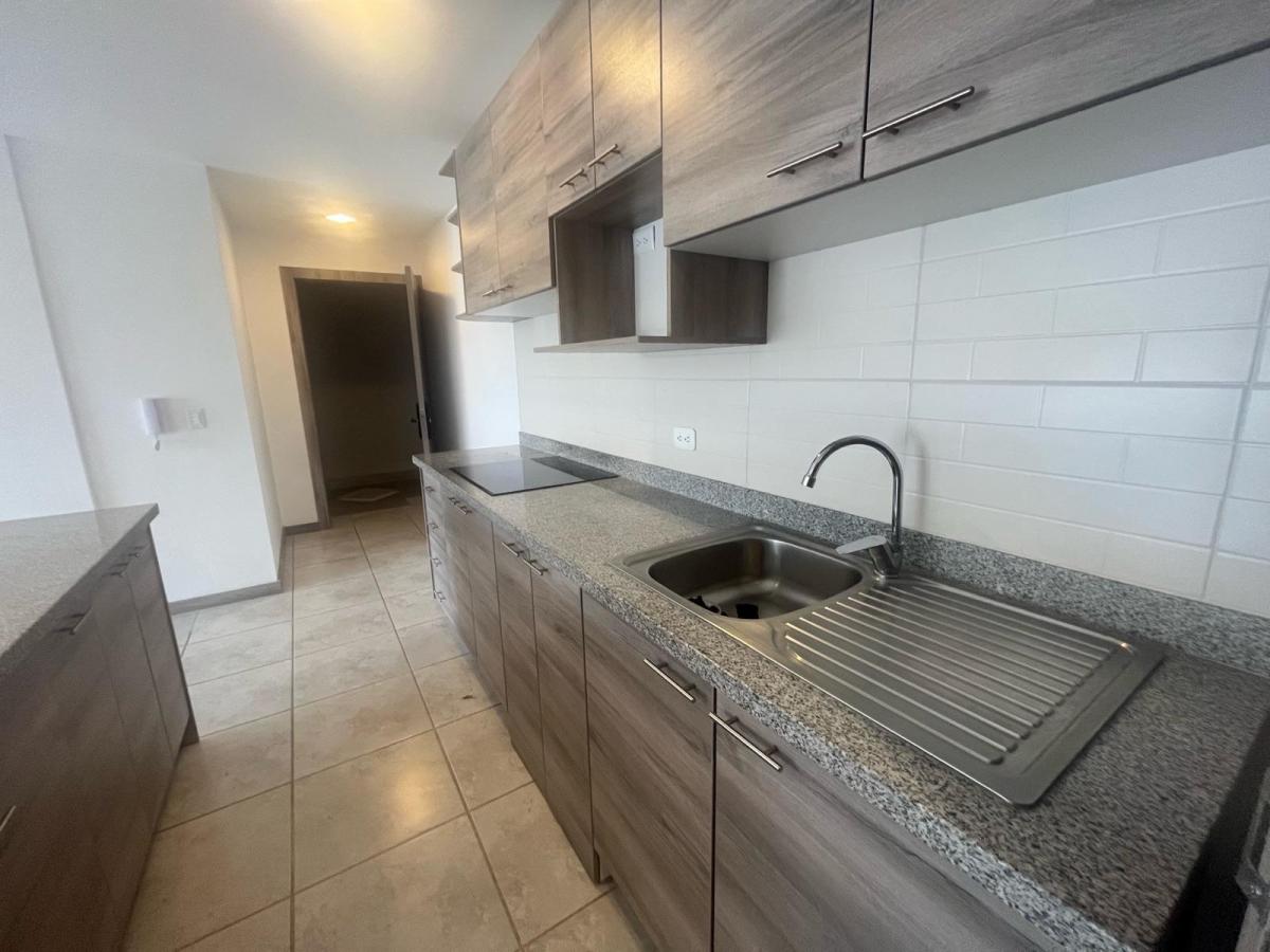 Venta de Departamento en Tumbaco 2 Habitaciones, Balcón — imagen 8
