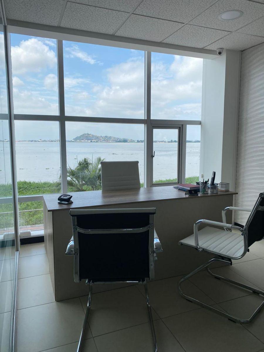 Edif. Torre Bellini - Pto. Santa Ana "Vendo Oficina", Guayas — imagen 8