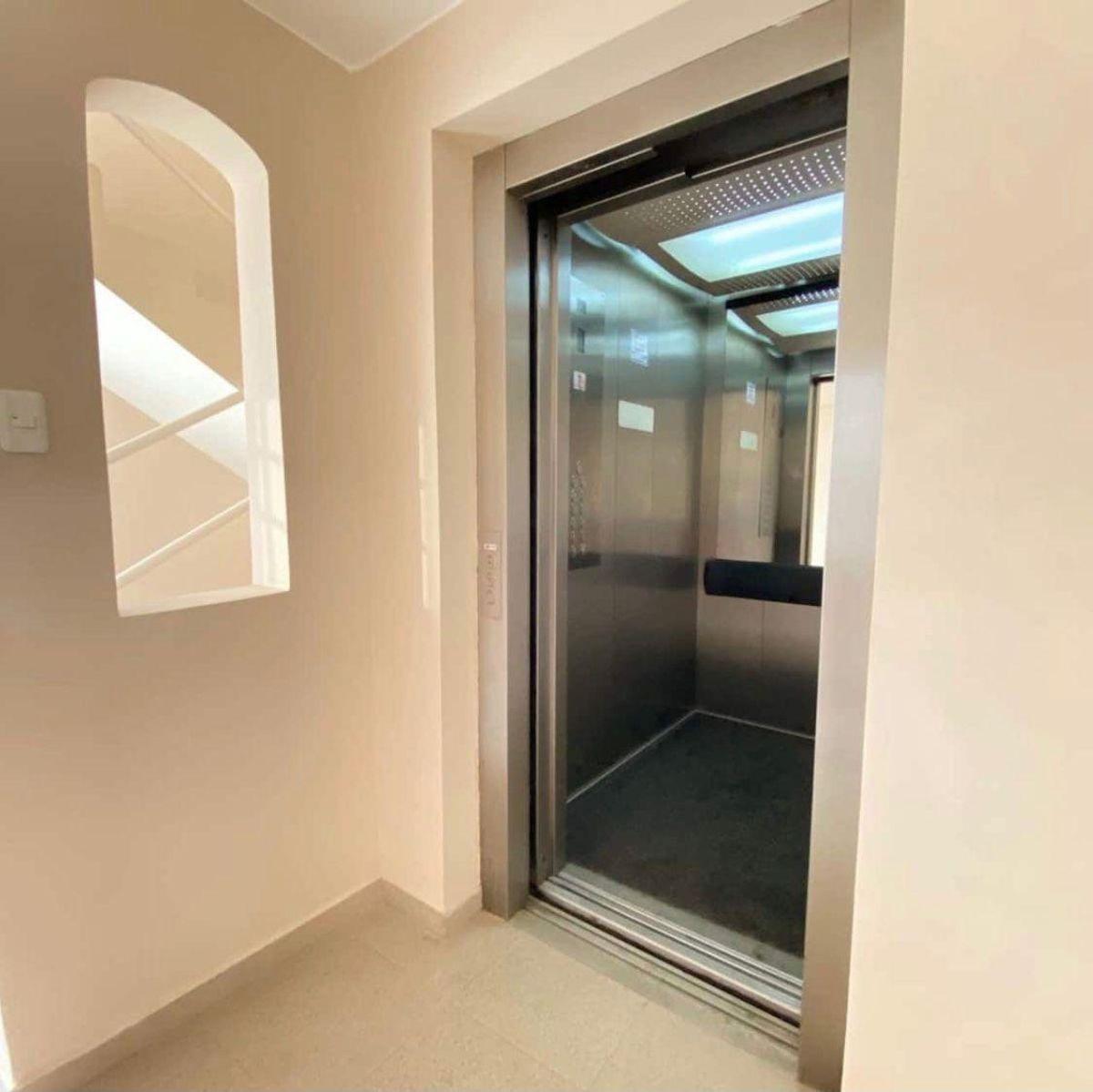 Departamento Amoblado de Venta en Tonsupa — imagen 8