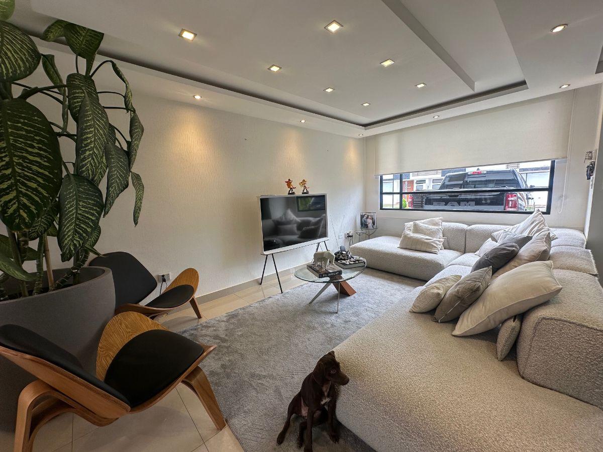Casa de Venta, con Todo Lo Necesario, Lista Para Disfrutar. Provincia de Pichincha — imagen 9