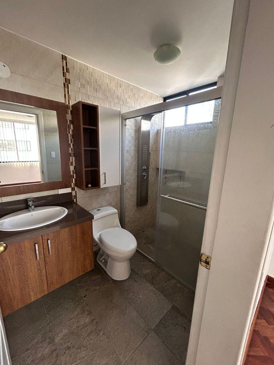 Amplio Departamento Remodelado en Venta — imagen 10