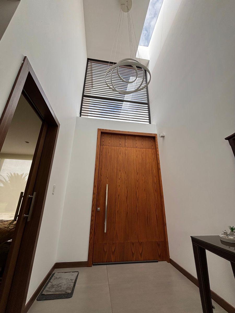 Espectacular Casa de Venta en Tumbaco — imagen 8