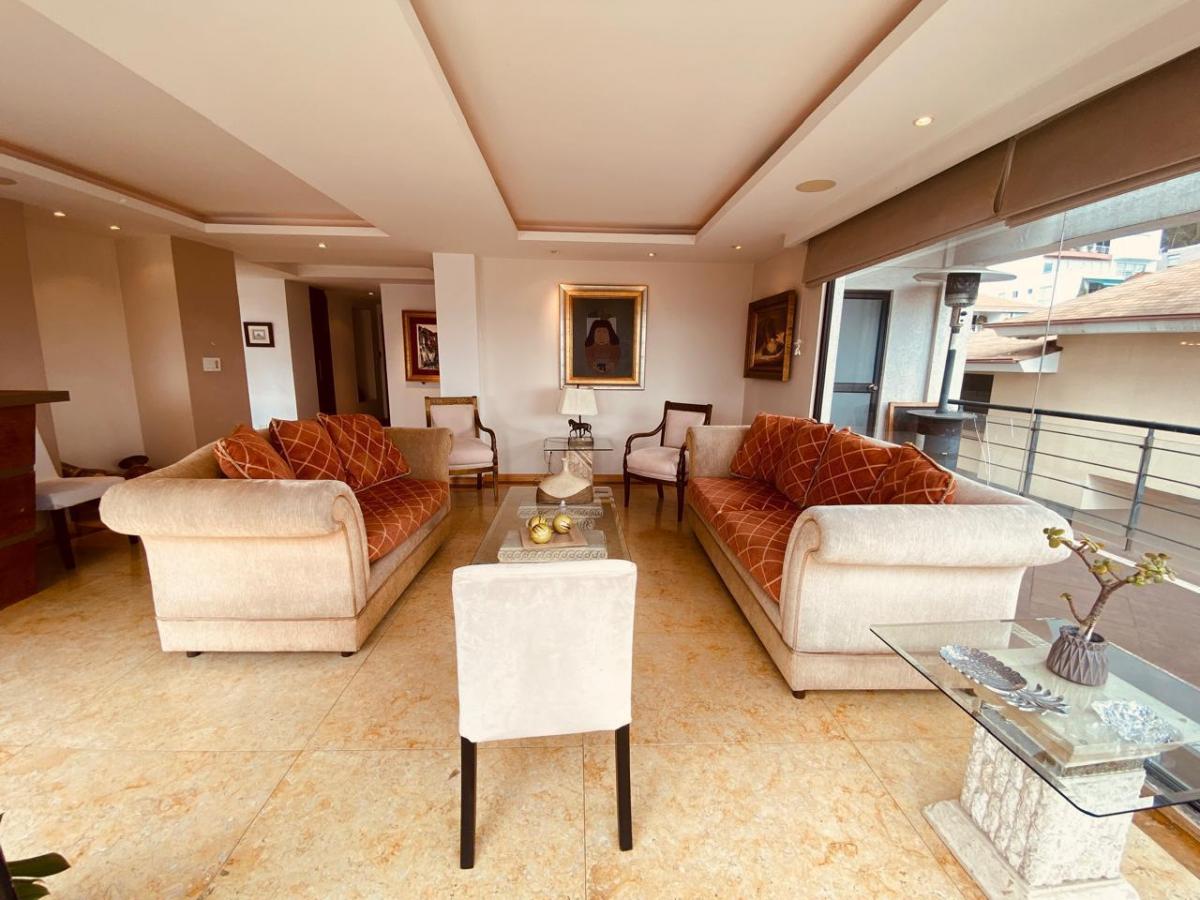 Departamento de 210 m² con 4 Habitaciones de Venta en Miravalle — imagen 6