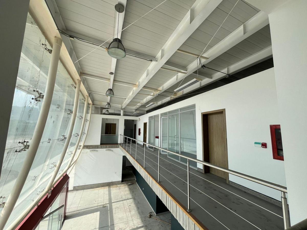 Vendo Macrolote Industrial y Comercial en La Vía a La Costa Guayaquil, Guayas — imagen 7