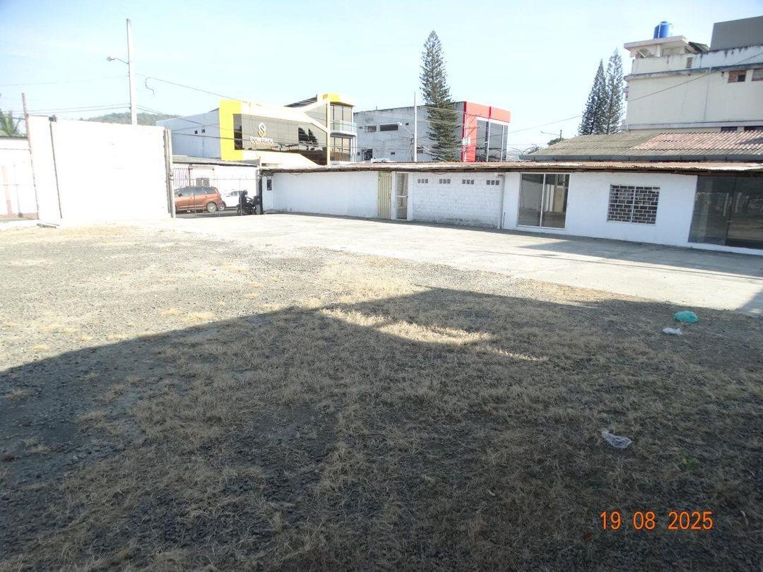 Terreno de Venta en Portoviejo Av del Ejercito, Manabí — imagen 2