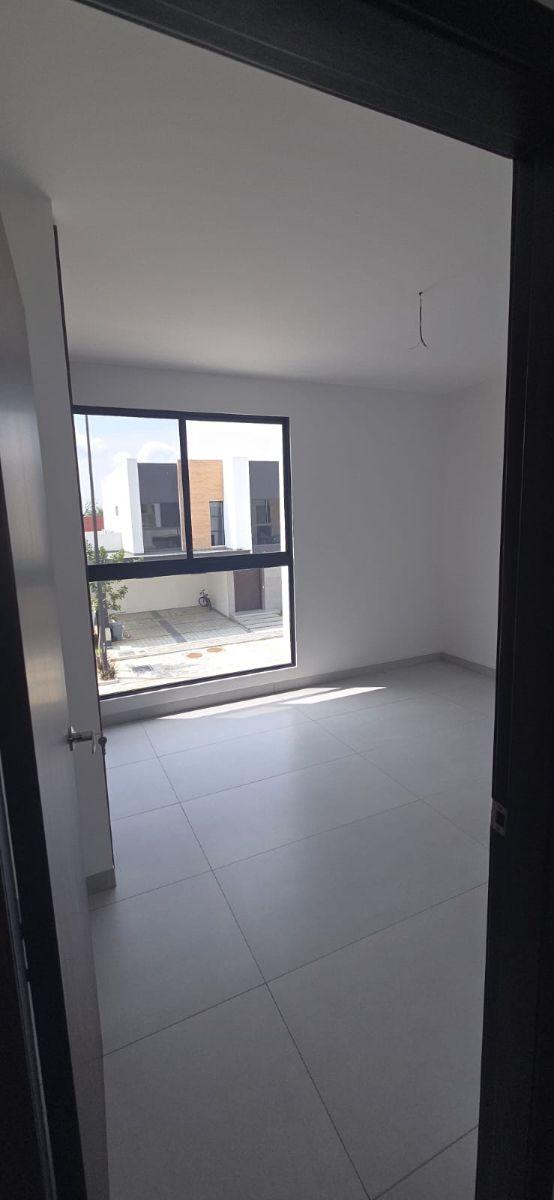 Venta Casa Estreno Cuatro Habitaciones en Urbanización La Riona Km 3 Via Samborondon, Guayas — imagen 2