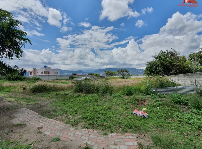 Terreno en venta en Tumbaco — imagen 3