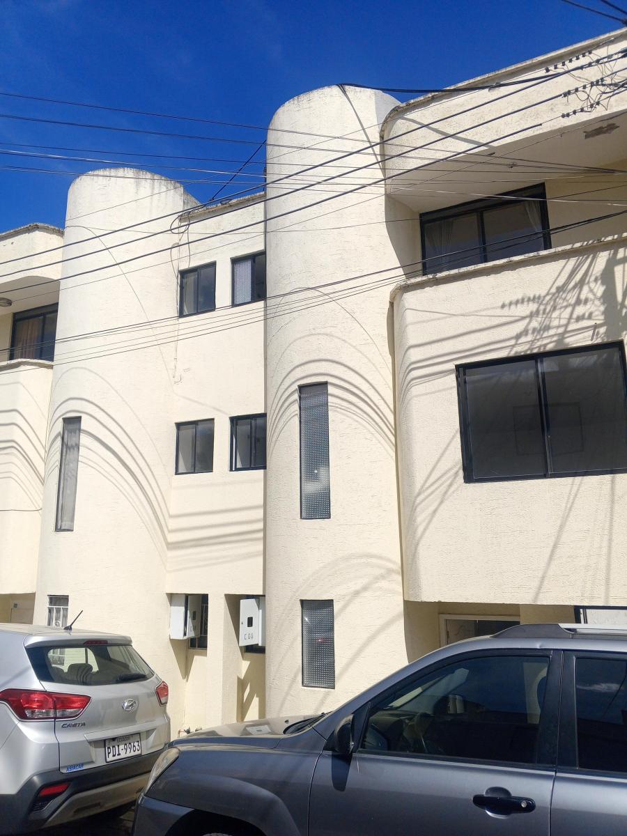 Vendo Casa en Calderón — imagen 9