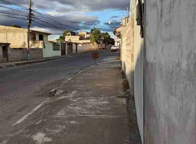 Terreno en venta en Cotacachi — imagen 2