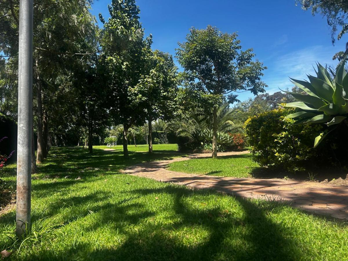 Vendo Terreno en Exclusiva Urbanización Sector Cumbayá — imagen 10