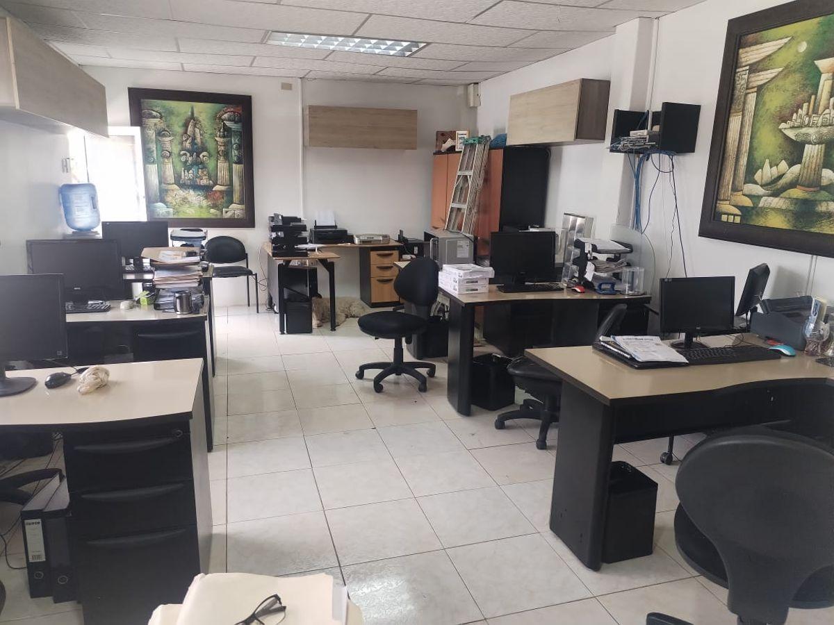 En Venta, Terreno Comercial con Edificación, 900 m², Vergeles, Diagonal Mall del Norte, Guayas — imagen 8