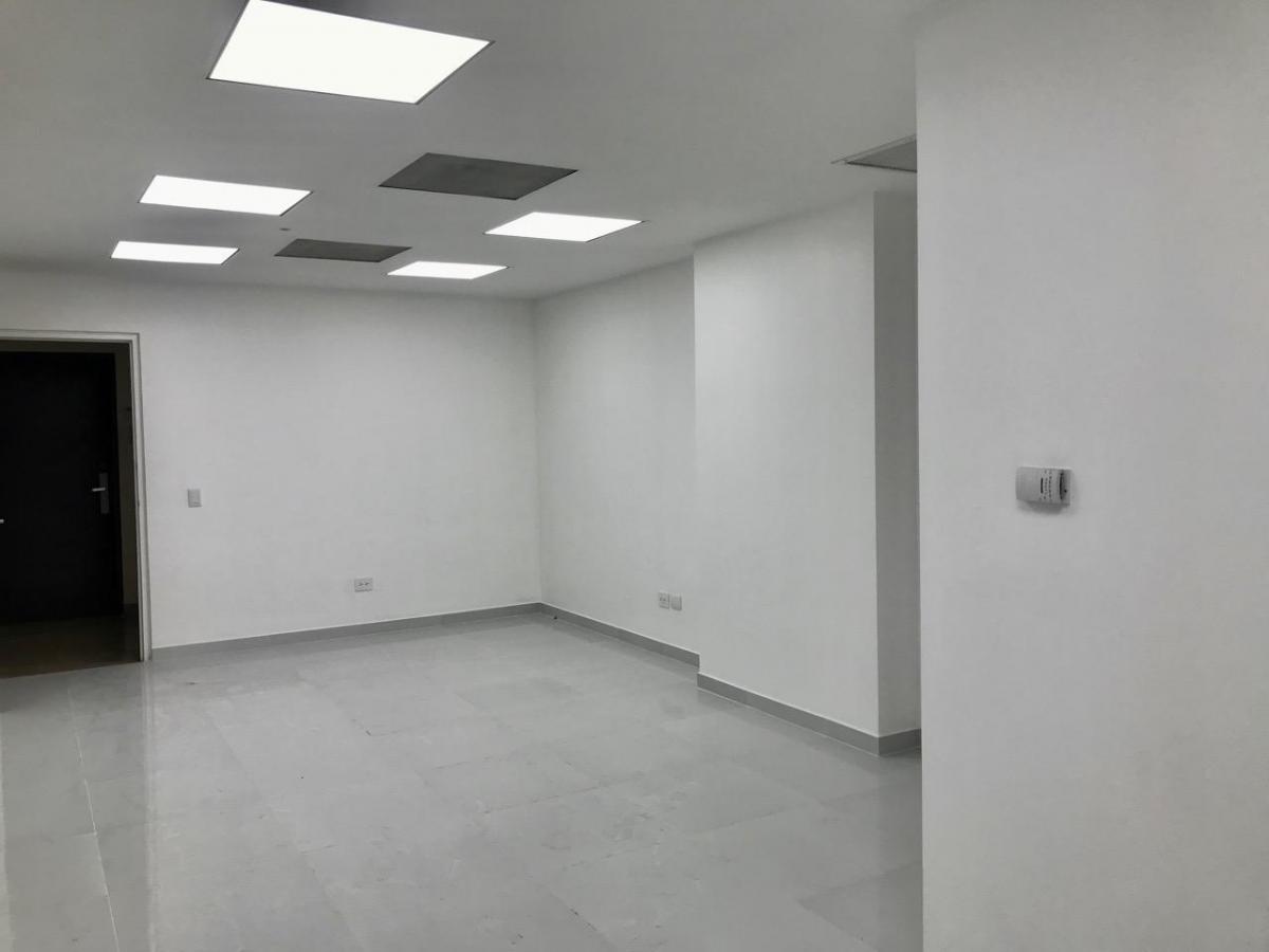 Norte. World Trade Center en Venta Oficina de 50 m² Remodelada, Guayas — imagen 2