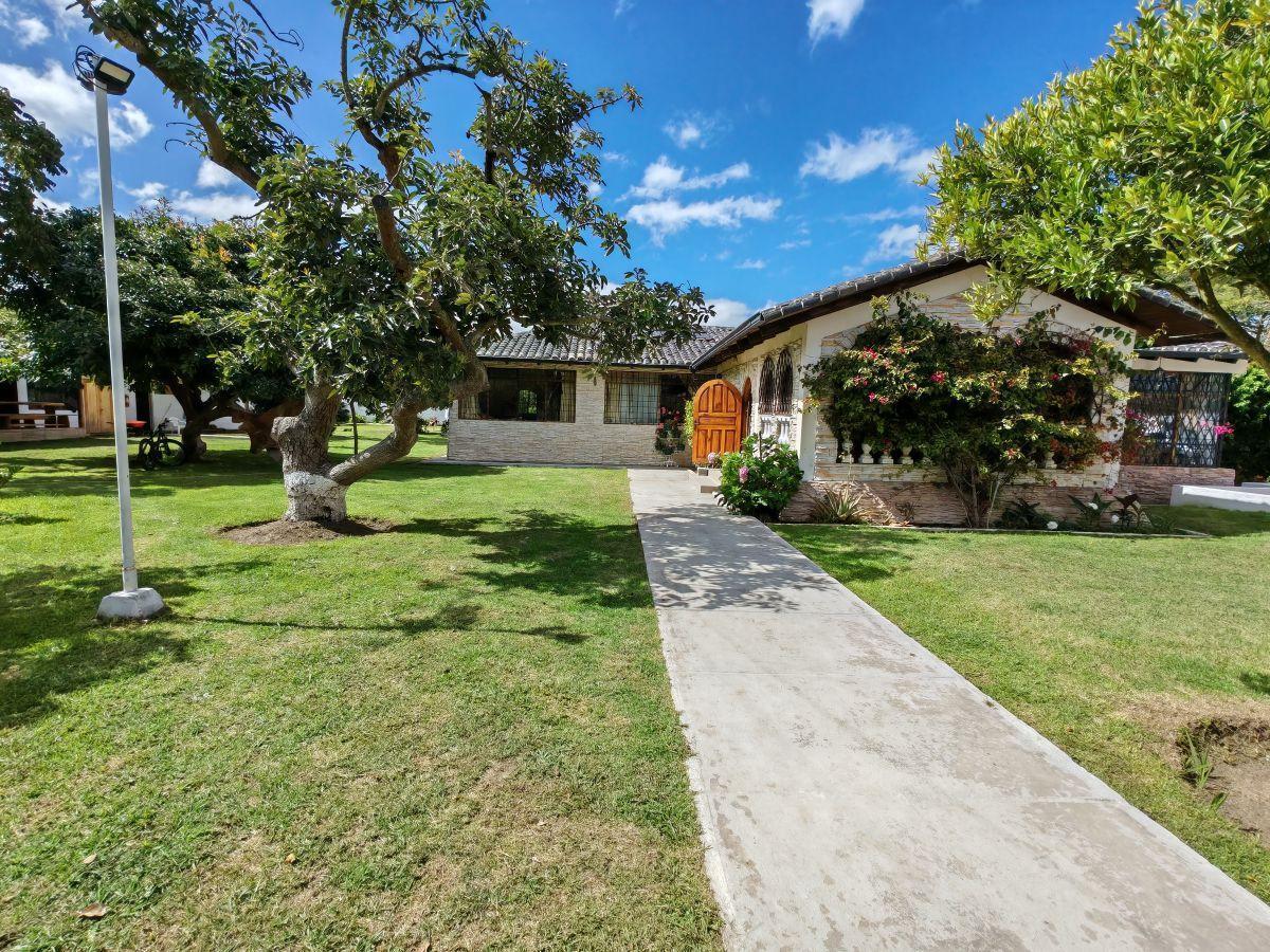 Quinta Vacacional con 4 Habitaciones en Venta, 2000 m² en Sector de Guayllabamba — imagen 7