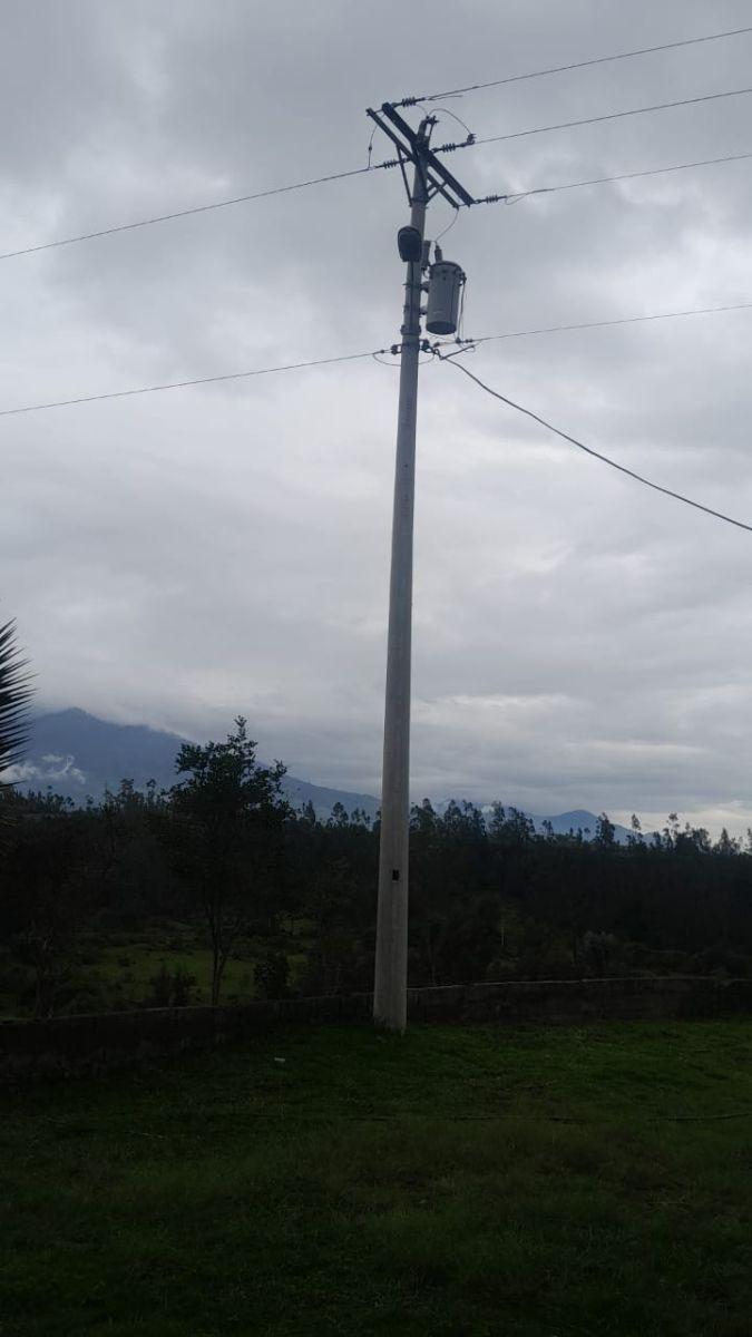 En San Pablo, con Hermosa Vista a La Laguna Se Vende, Imbabura — imagen 9