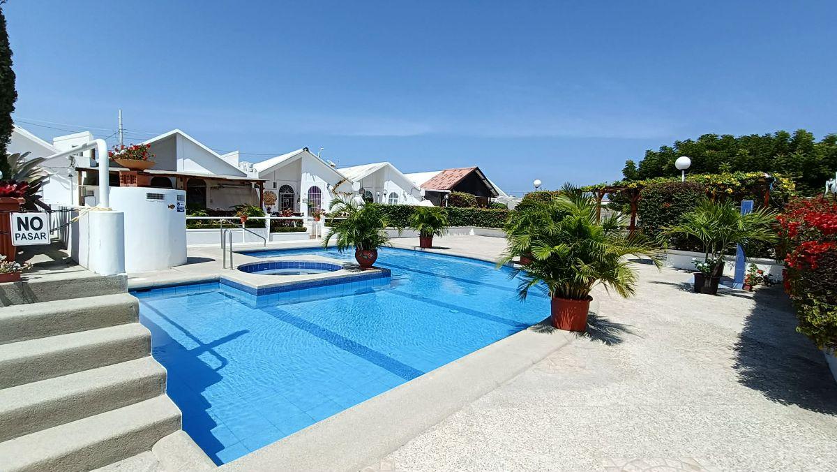 De Oportunidad Vendo Amplia Casa de 6 Habitaciones en Conjunto Privado en Salinas — imagen 10