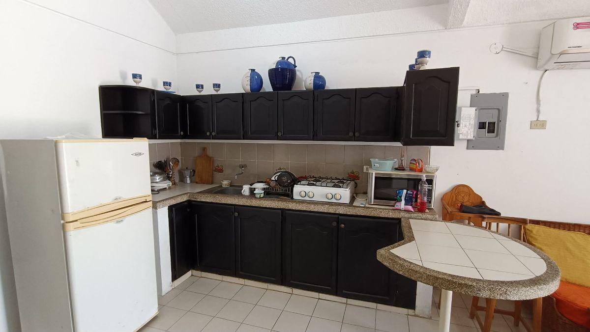 De Oportunidad Vendo Amplia Casa de 6 Habitaciones en Conjunto Privado en Salinas — imagen 7