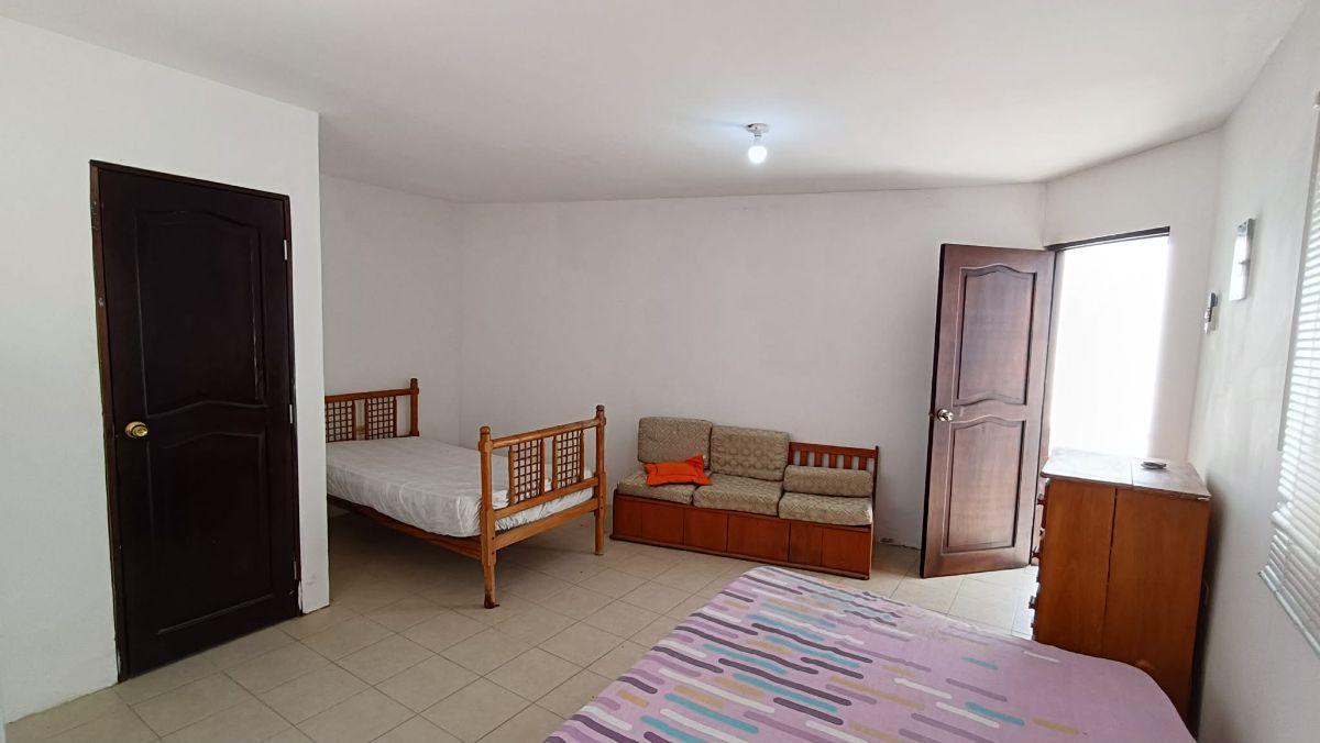 De Oportunidad Vendo Amplia Casa de 6 Habitaciones en Conjunto Privado en Salinas — imagen 2