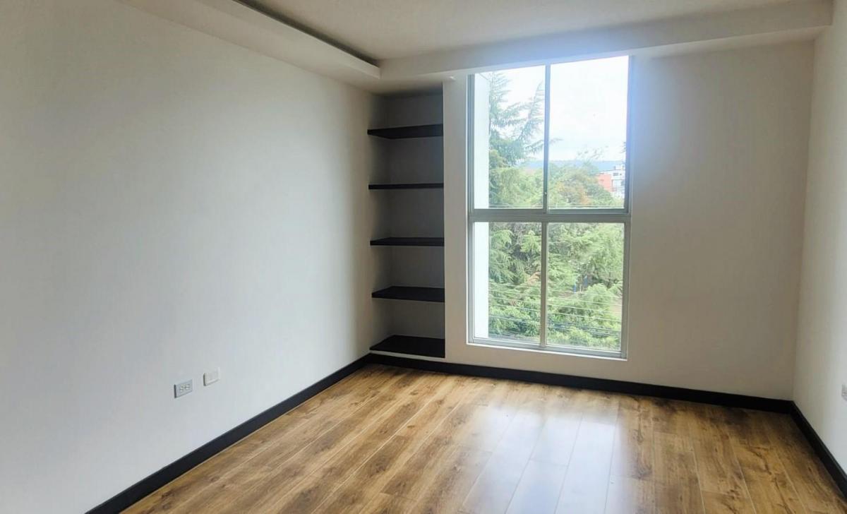 Vendo Departamento 3 Dorm. 130 m² La Jipijapa Cerca Hotel Savoy Inn, Vista Panorámica. Provincia de Pichincha — imagen 10