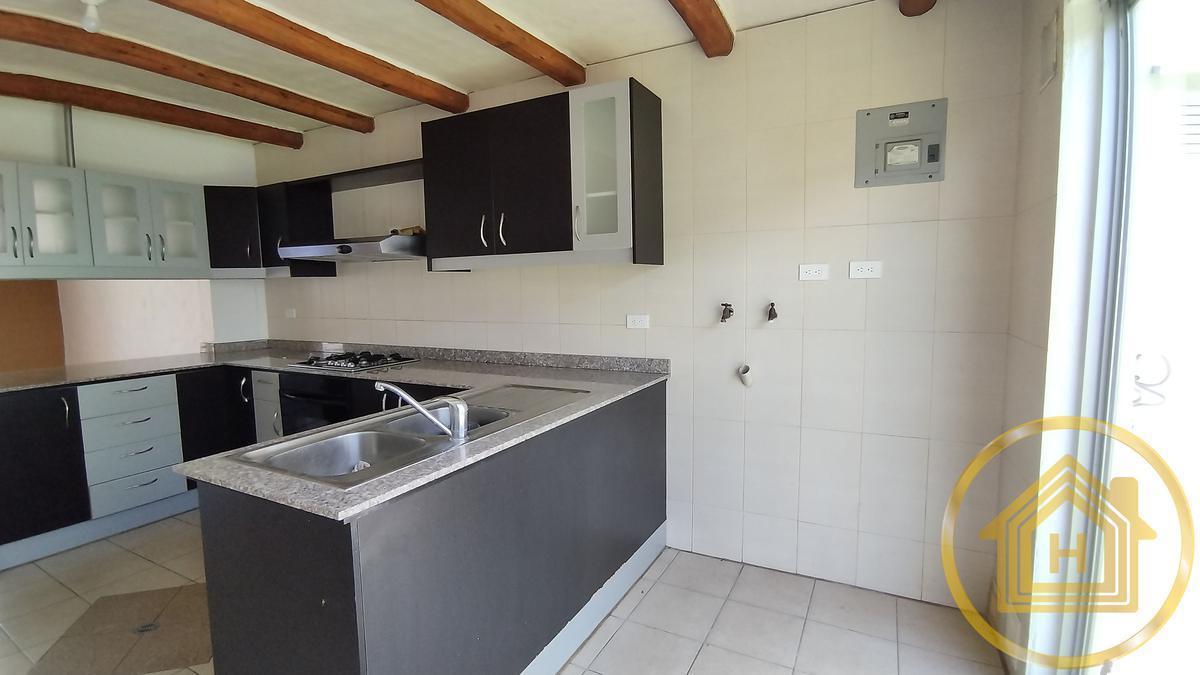 Casa Tipo Campestre 3 Dorm. Más Estudio, Piscina, Conocoto, Valle de Los Chillos — imagen 6