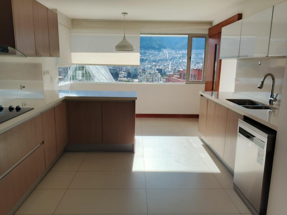 Vendo Exclusivo Dpto, 3 Hab. Hermosa Vista, Balcón. González Suárez — imagen 8