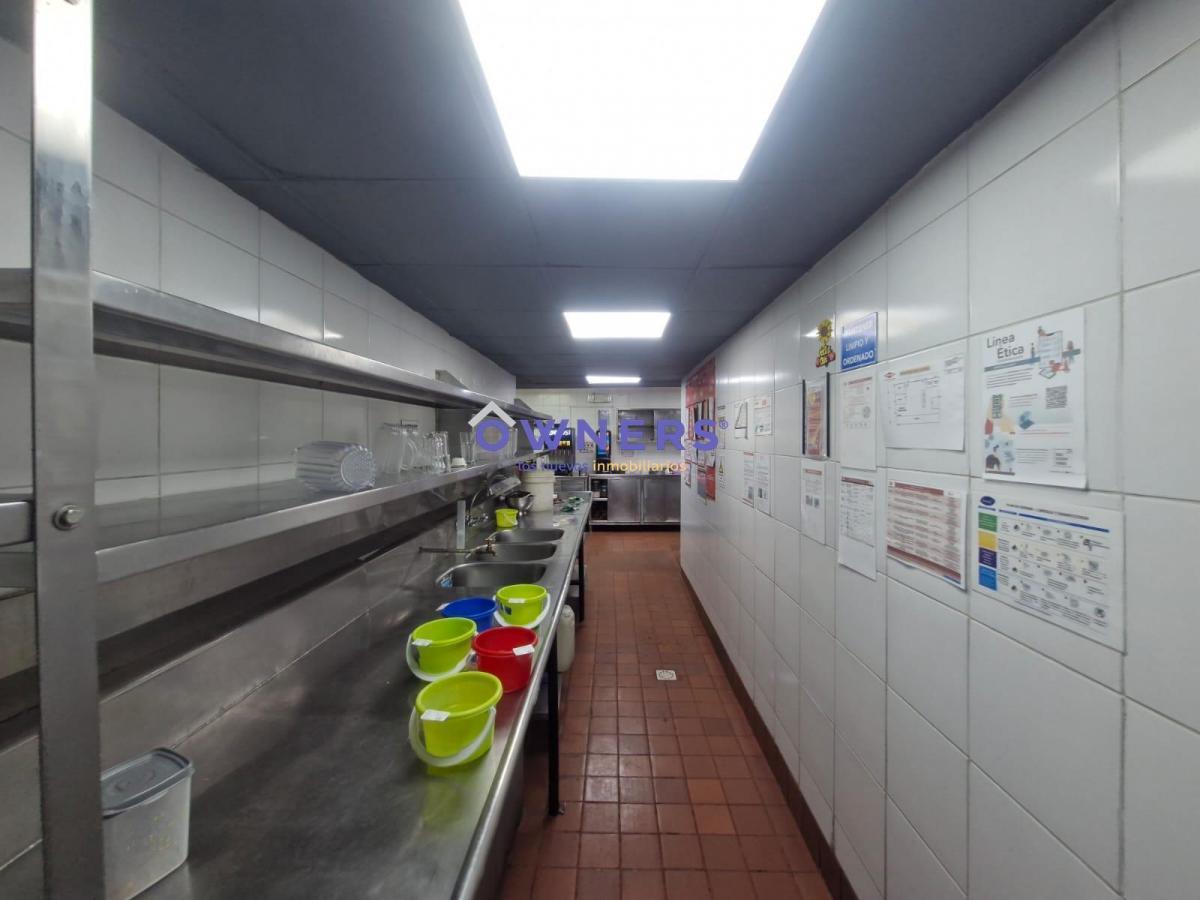 Venta Local Comercial en Urdesa Av Victor Emilio Estrada (Cmc), Guayas — imagen 9