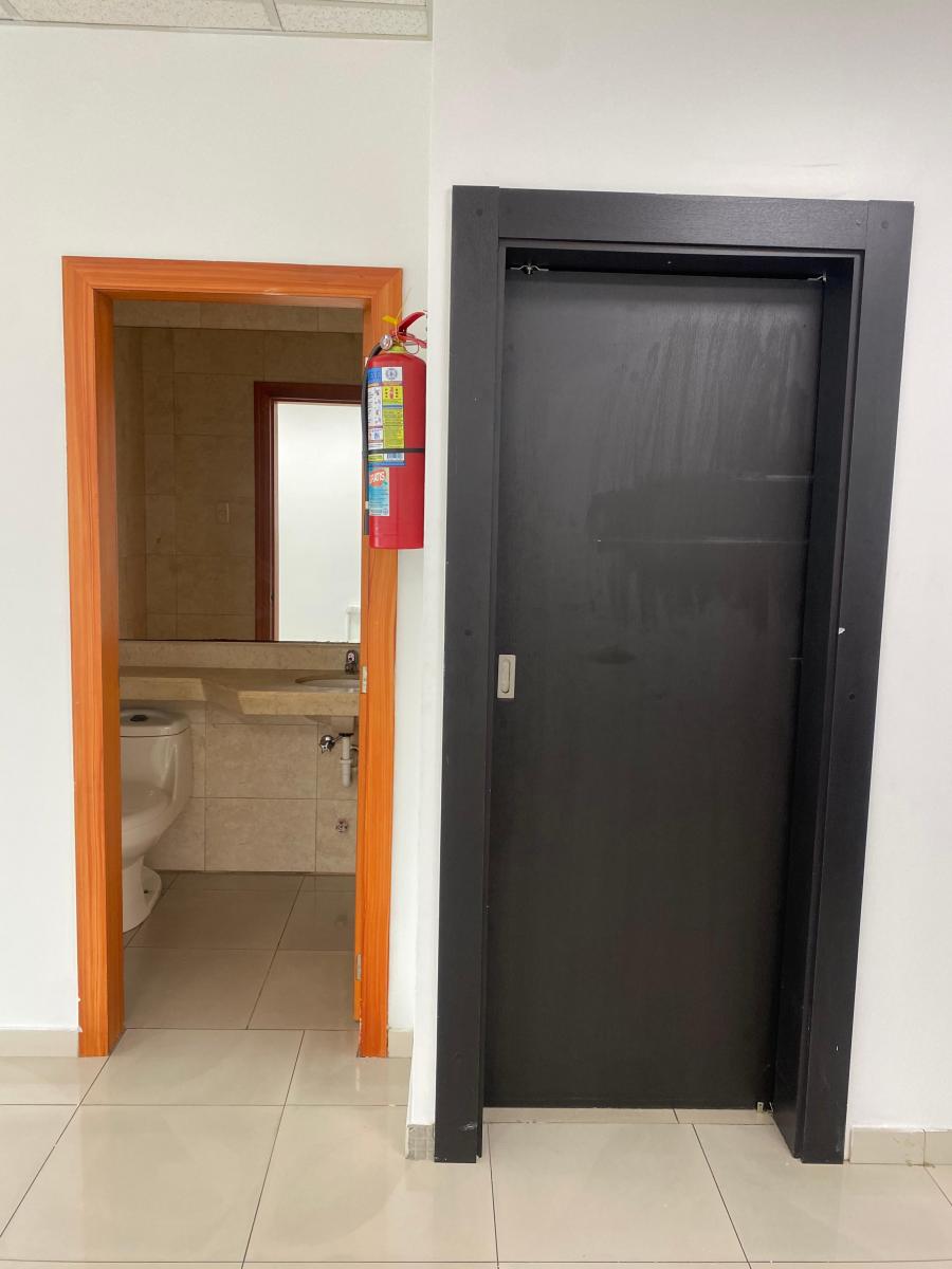 Vendo o Oficina en Plaza Center. Linda Vista Panoramica. 58,02 m², Guayas — imagen 8