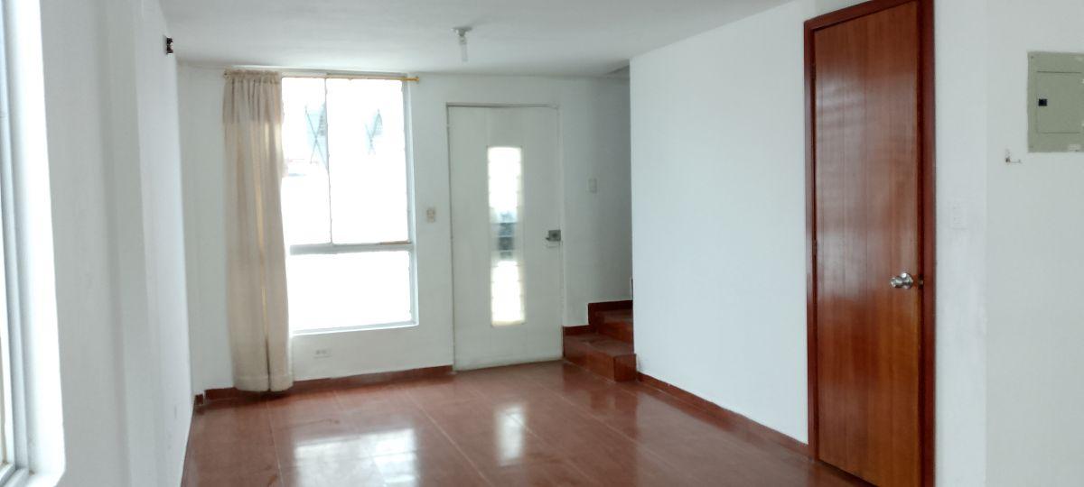 En Venta Casa de 3 Pisos en Pomasqui - Ciudad Bicentenario — imagen 10