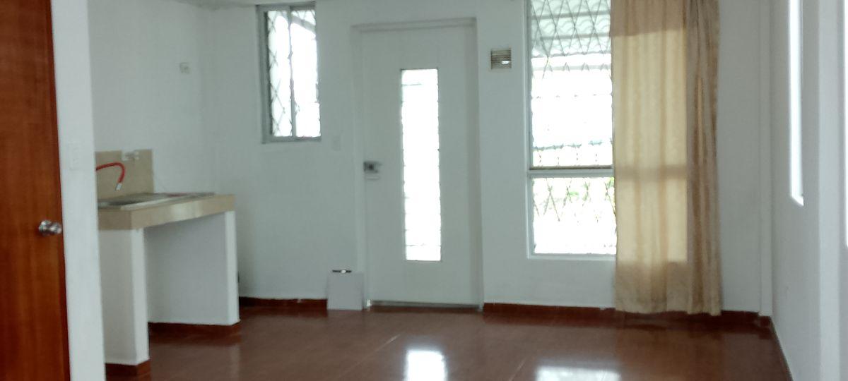 En Venta Casa de 3 Pisos en Pomasqui - Ciudad Bicentenario — imagen 9