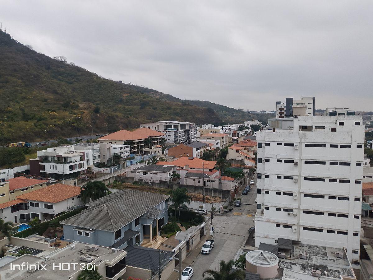 Ceibos Av Principal Oficina de Estreno, Guayas — imagen 7