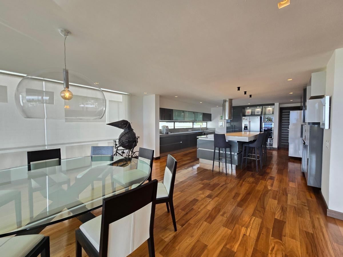 - Renta Ó Venta - Hermoso y Lujoso Departamento de 2 Dorm. — imagen 7