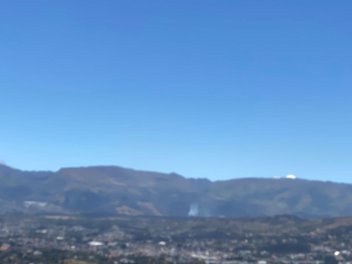 Vendo Casa Elegante, de Lujo urbanización Exclusiva Cumbaya, alta Seguridad, Vistas Canchas — imagen 8